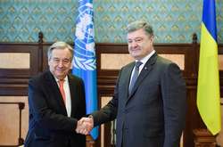 Порошенко: бойовики не пускають на Донбас гуманітарну допомогу від України та Заходу