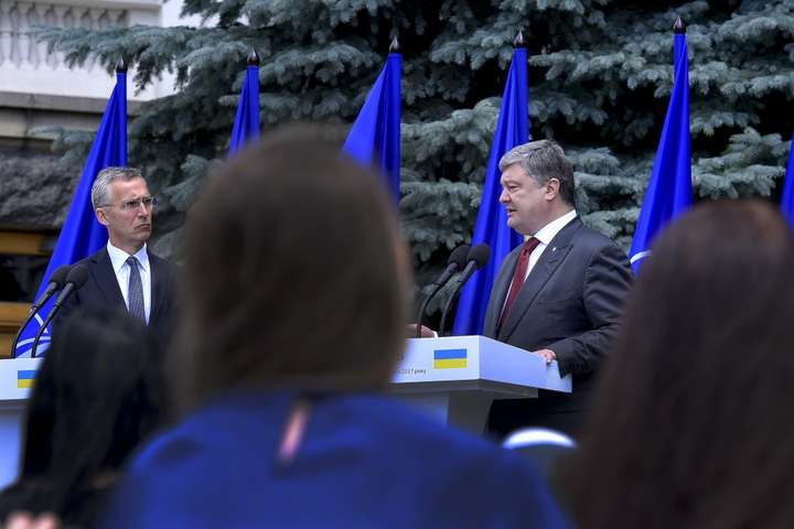 НАТО виділило Україні 40 млн євро через 10 трастових фондів