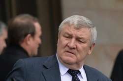 Міністра оборони часів Януковича викликали до суду 