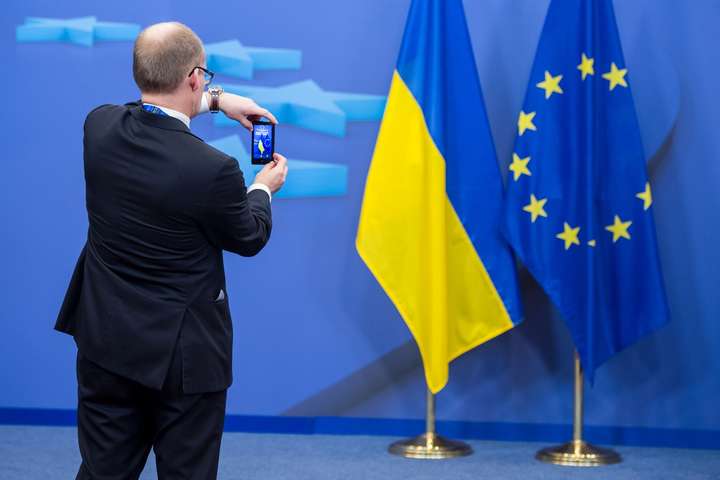 Сьогодні у Києві розпочнеться саміт Україна - ЄС