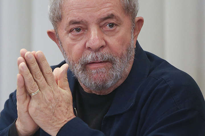 Екс-президента Бразилії засудили за корупцію