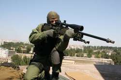 До Донецька прибули три групи російських снайперів