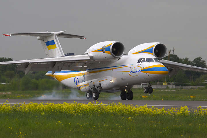 Казахстан купив український літак Ан-74