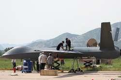 Як виглядає перший серійний китайський бойовий безпілотник. Фотогалерея