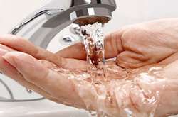 У трьох районах столиці відключать холодну воду