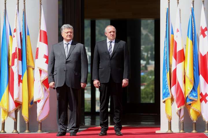 Президенти України і Грузії підписали декларацію про взаємну підтримку територіальної цілісності 