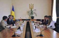 Данилюк зустрівся з новим представником МВФ в Україні