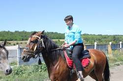 Надежда Савченко на лошади