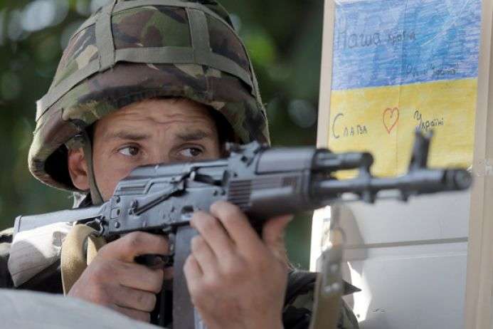 Збройні сили відбили атаку бойовиків біля Красногорівки 