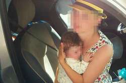 В Ривном едва не погиб оставленный в машине малыш 