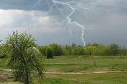 На заході України оголошено штормове попередження