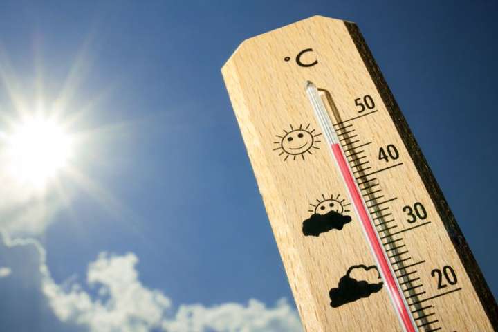 У вівторок в Україні вдарить спека