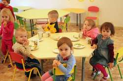 В уряді нарахували 75 тис. дітей у чергах до дитсадків 