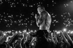 Группа Linkin Park обратилась к покойному Честеру Беннингтону