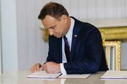 Дуда підписав черговий скандальний закон про судочинство