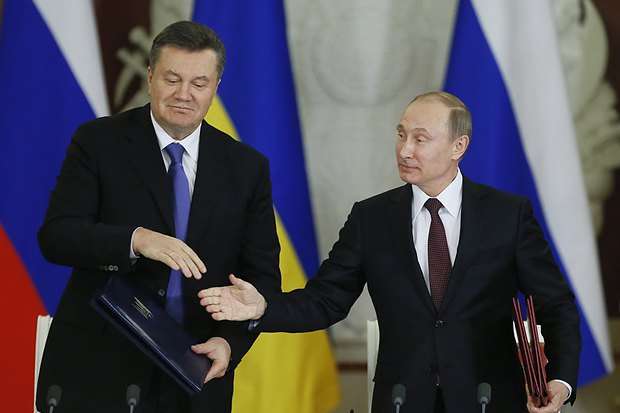 «Борг Януковича»: Суд Лондона призупинив рішення про виплату Росії $3 млрд 