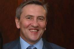 Черновецький запевняє, що не ховається від українських слідчих 