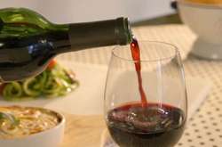 Израильские ученые рассказали, что будет, если пить вино каждый день