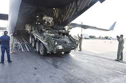 До Грузії прибула військова техніка НАТО 