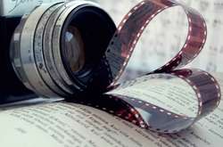 Фото поцарапанной пленки принесло художнице $20 тысяч на фотоконкурсе