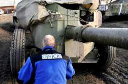 ОБСЄ побачила важку зброю проросійських терористів біля житлових масивів Донецька