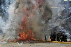 У столиці Венесуели прогримів вибух біля колони поліцейських