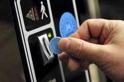 Київське метро повністю перейшло на сині жетони