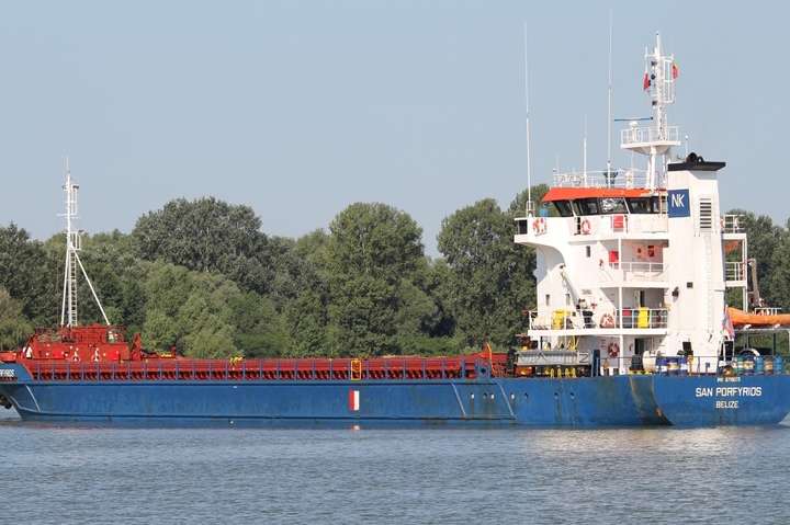 Українські прикордонники затримали іноземне судно через заходи до окупованого Криму
