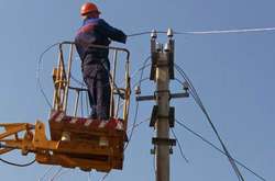 У трьох прифронтових селах Донбасу відновлено електропостачання