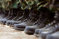 Військовослужбовці