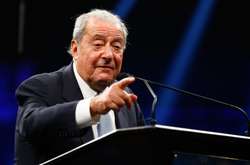 Промоутер Ломаченка звинуватив Путіна в блокуванні трансляції бою українця в Росії