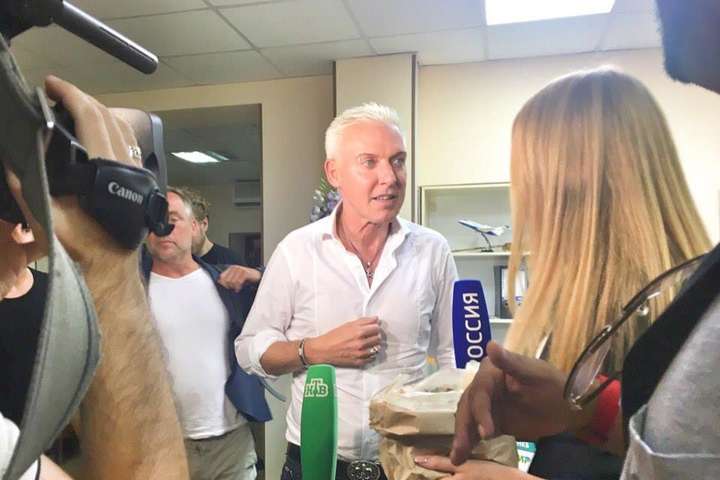Український дипломат закликав виключити соліста Scooter зі складу журі шоу