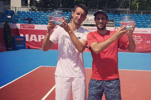 Стаховський у парі з іспанцем виграв турнір з тенісу в Сеговії