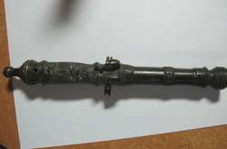  Старовинний ствол від мушкета знайшли у машині, яка їхала з Росії 