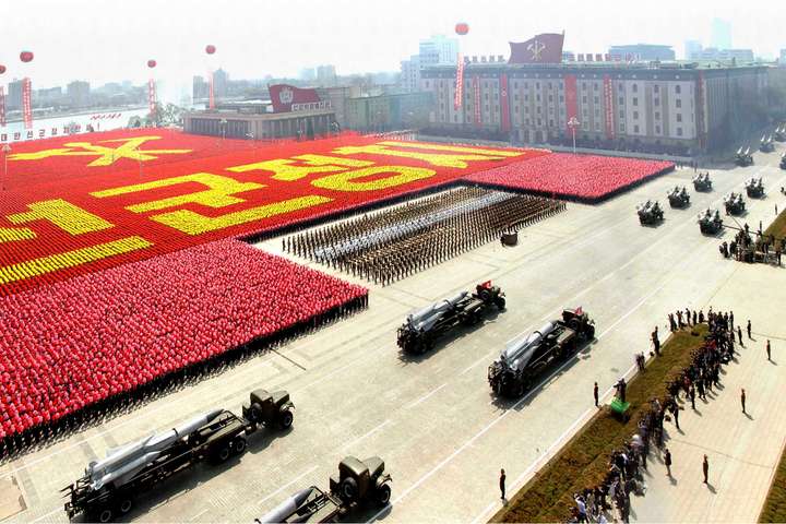 Уряд КНДР не збирається відмовлятися від ядерної зброї