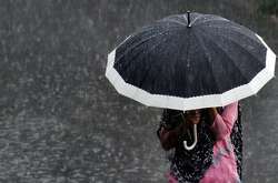 Завтра в Україні знову дощитиме