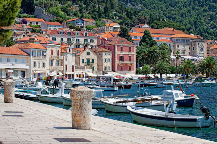 У Хорватії туристів штрафуватимуть на 700 євро  за погану поведінку 