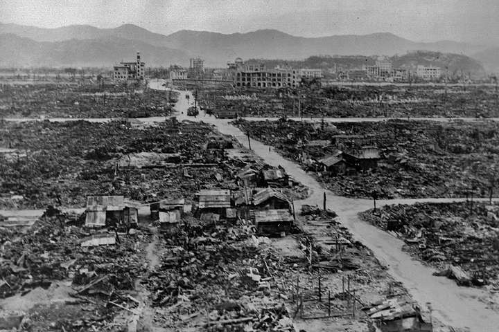 Японія відзначає роковини трагедії у Нагасакі