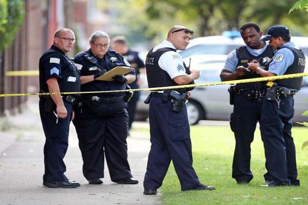 У Чикаго невідомі відкрили стрілянину по натовпу: є загиблий та поранені