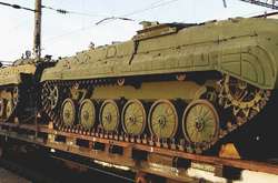 Росія під приводом навчань перекидає бронетехніку до західного кордону - InformNapalm