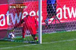 Неймовірний випадок в Естонії: футболісти забили гол, не торкаючись м'яча 