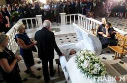 В Киеве прощаются с Ириной Бережной