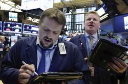 Напруженість між США та КНДР викликала падіння на світових ринках