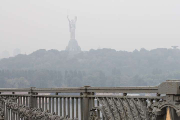 Через спеку над Києвом з'явиться смог - синоптики