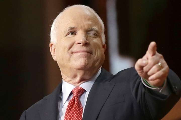 Сенатор Маккейн про лікування пухлини мозку: «Я повертаюся»
