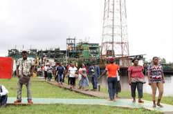 Сотні протестувальників в Нігерії захопили завод Shell