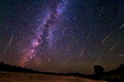 Найбільш активна фаза триватиме за київським часом до 05:30 13 серпня