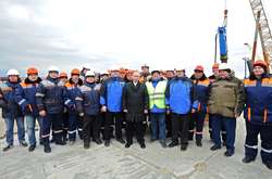 «Перестаньте, ми хочемо спати». П'яні будівельники Керченського моста тероризують кримчан