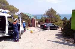 У окупованому Криму дві іномарки ледь не зірвалися в урвище