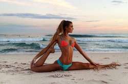 Красивые гибкие девушки, которые не оставят вас равнодушными